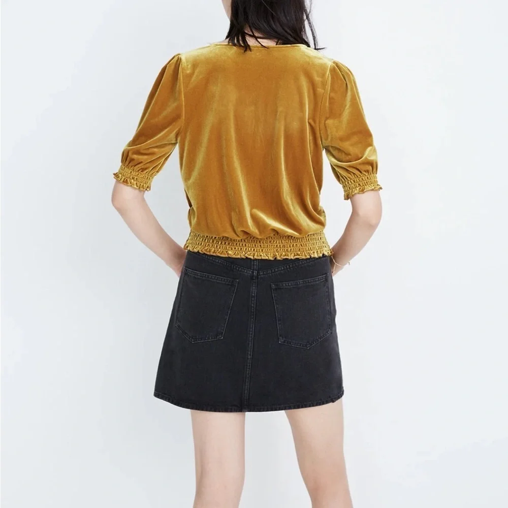 Madewell | Velvet Smocked Crossover Top in Egyptian Gold Size Medium